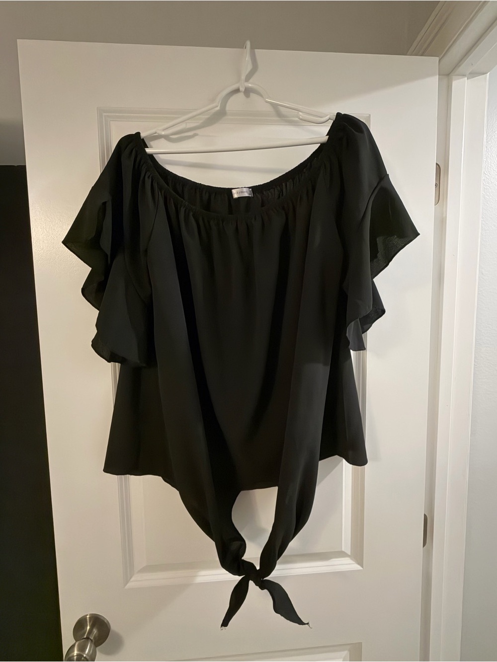 Luckymore Black Tie-Front Off-Shoulder Blouse size 2XL EUC